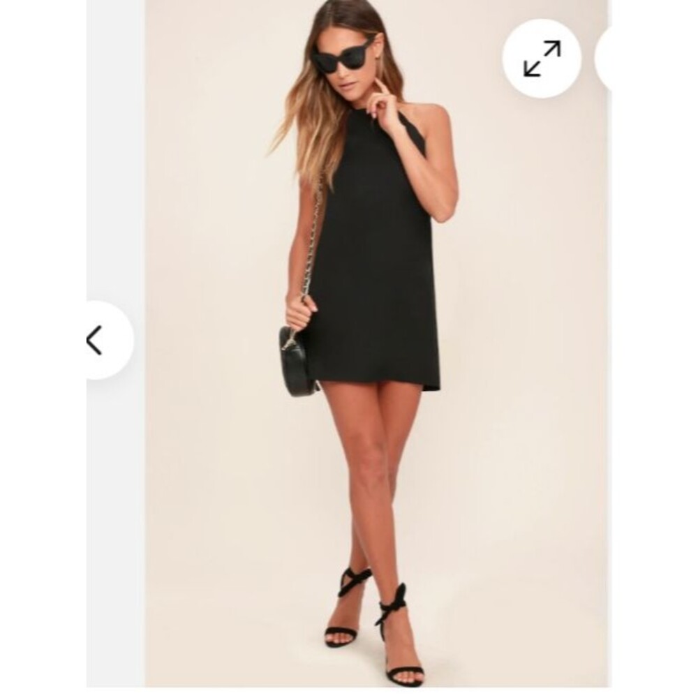 Scalloped Mini Halter Dress Lulus S French Girl Mod Coquette City Chic LBD